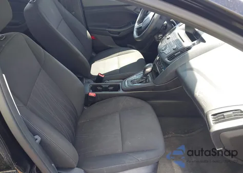 2016 Ford Focus S from USA, damaged, VIN 1FADP3E22GL215418